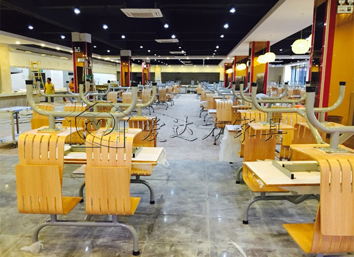 职工食堂