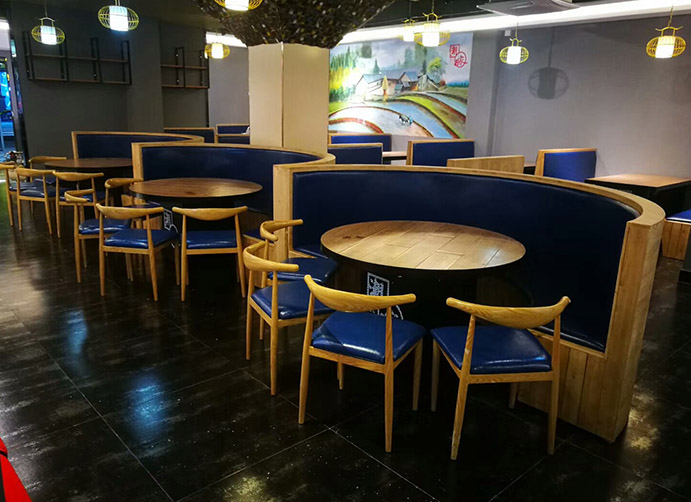 海鲜粥餐桌椅