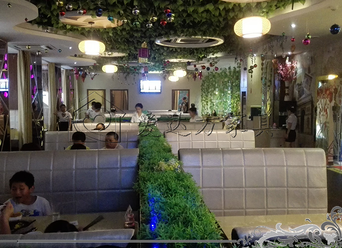 菜馆圆卡座