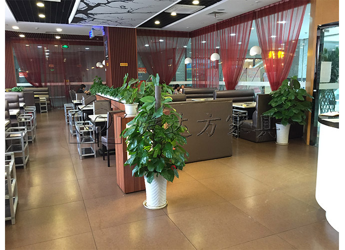 焖锅店餐桌椅