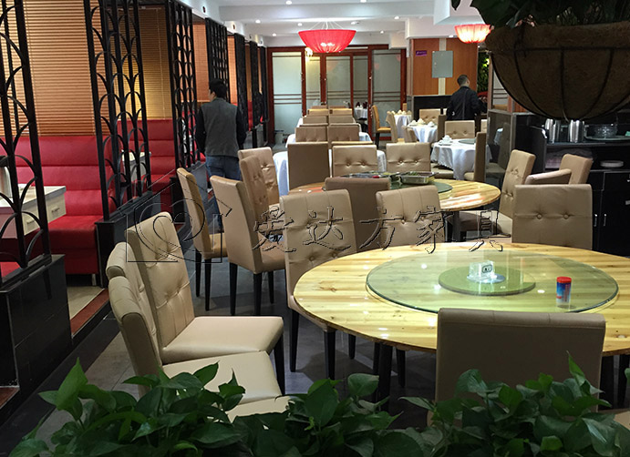 湘菜馆桌椅批发.jpg