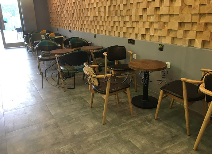 饮品店卡座沙发.jpg